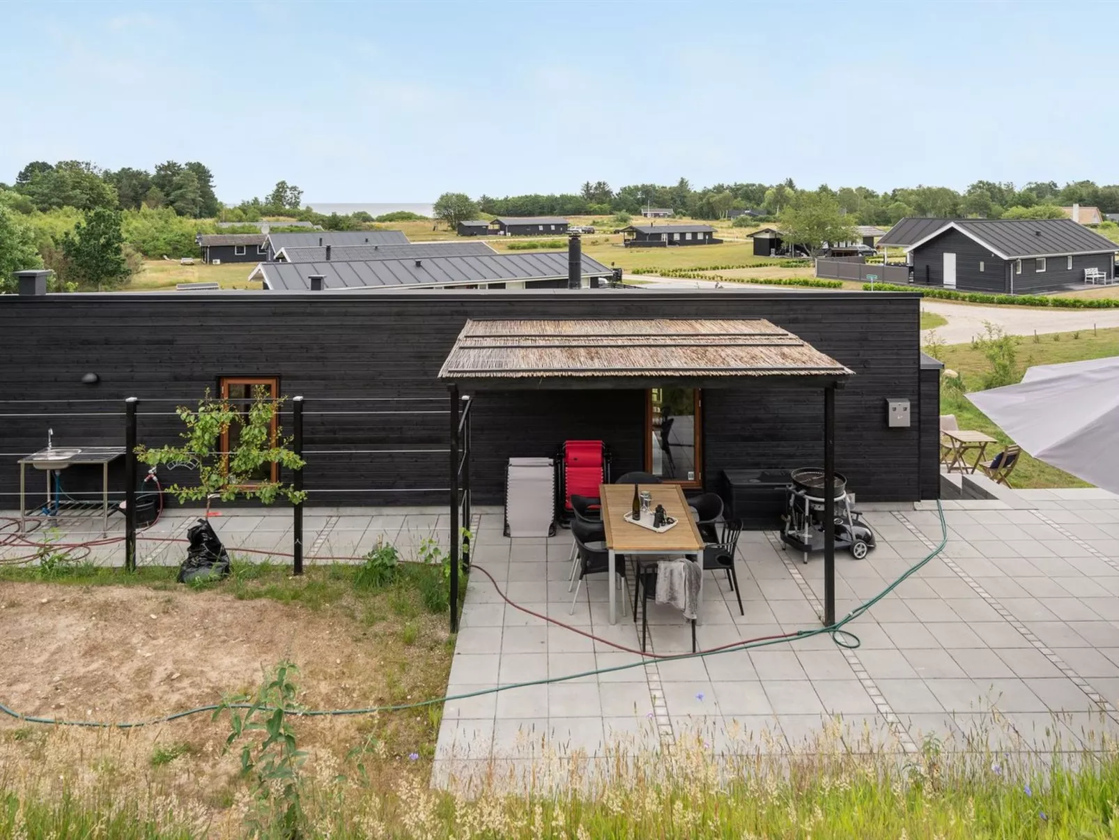"Eila" - 400m from the sea-Outside
