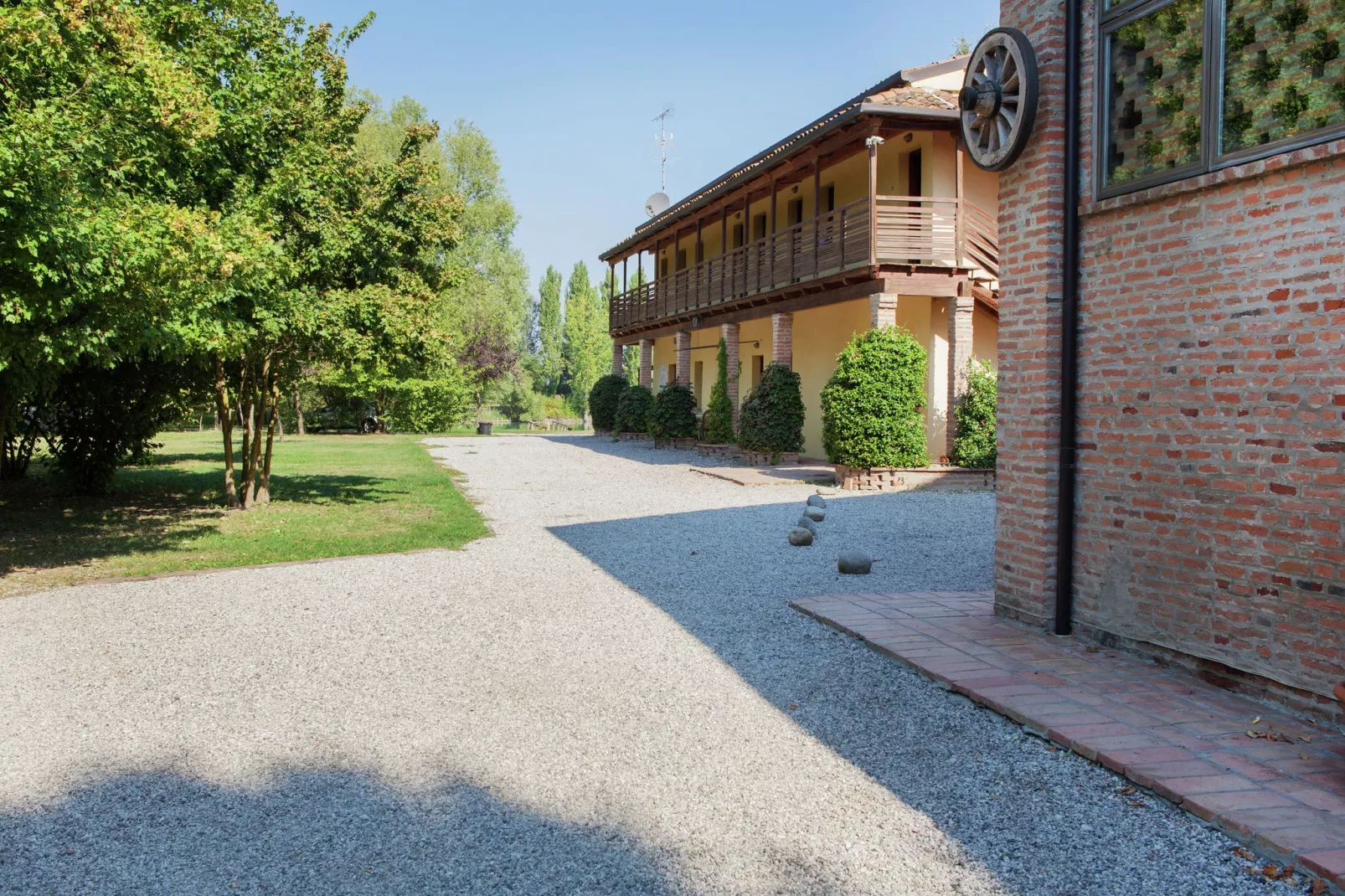 Due Laghi di Portomaggiore-Exterior summer