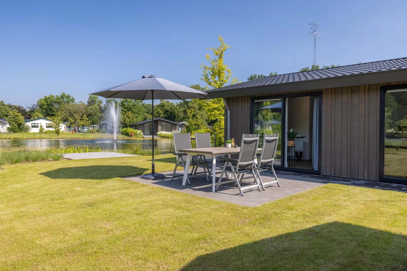 Vakantiepark Molenvelden 3-Terrace balcony