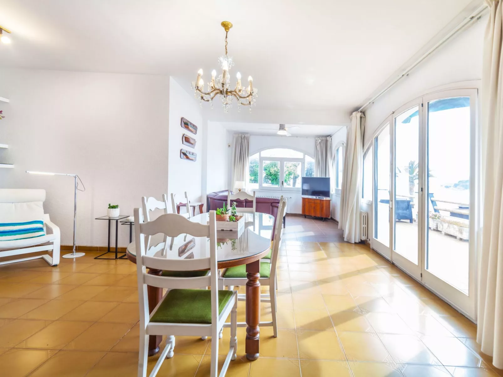 Platja-Inside