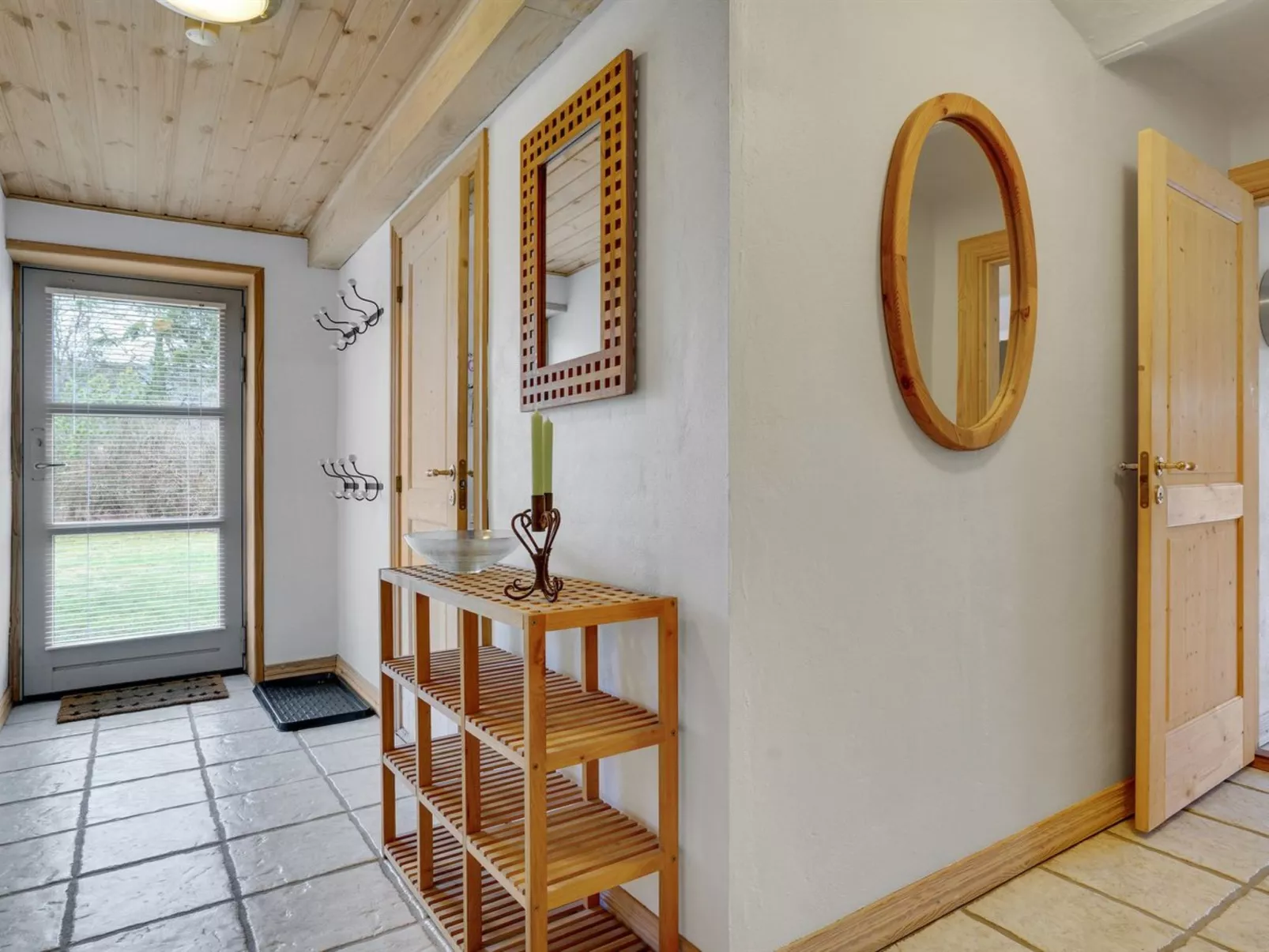 "Rebecca" - 1.5km from the sea-Drinnen