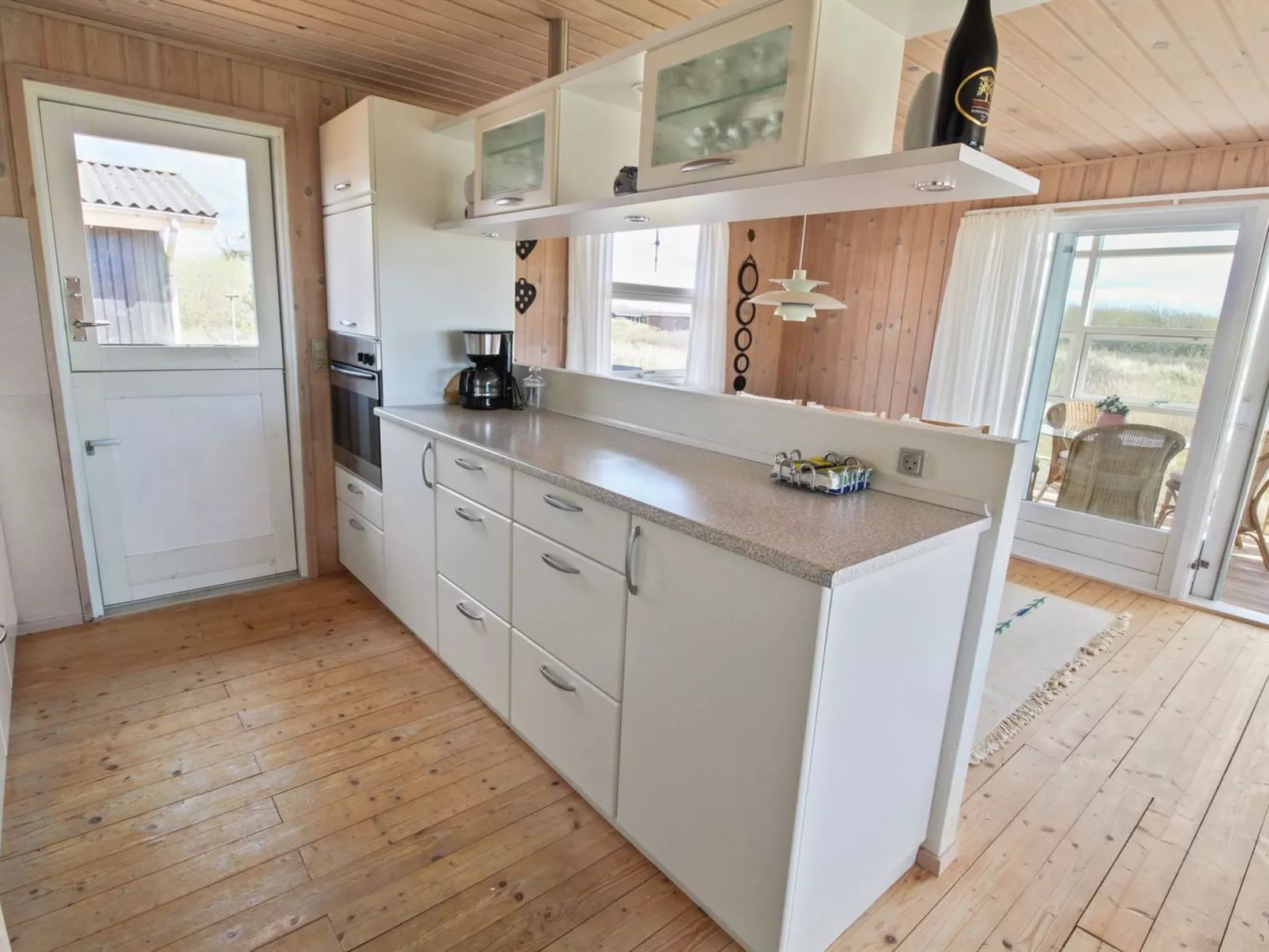 "Allis" - 400m from the sea-Drinnen