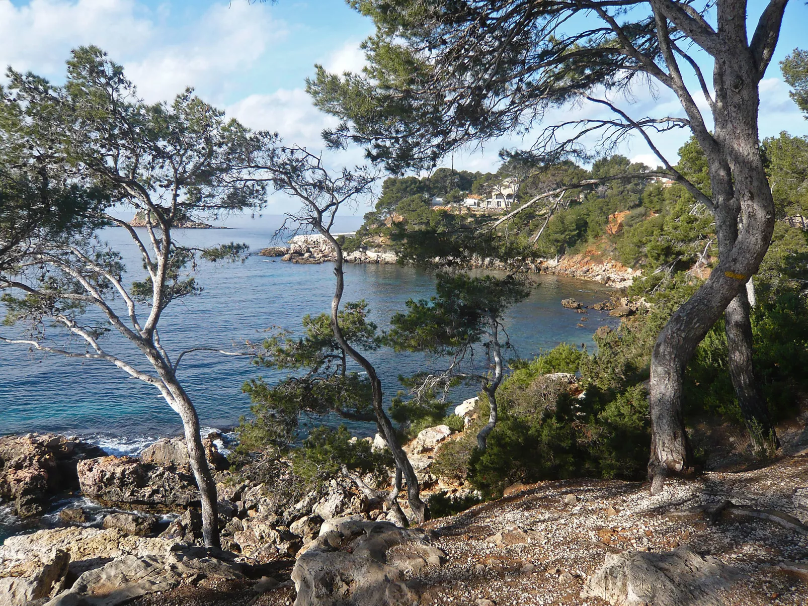 La Calanque d'Or-Outside