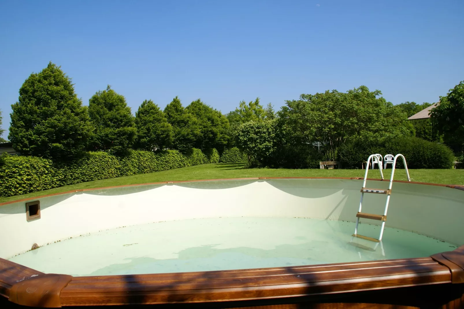 poolofhouse