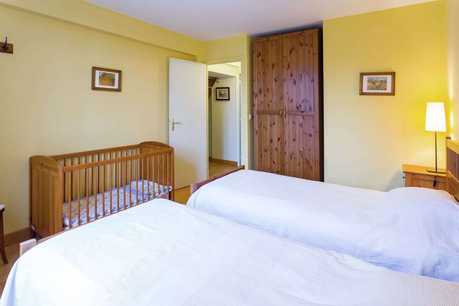 Maison de vacances Diges-Bedroom