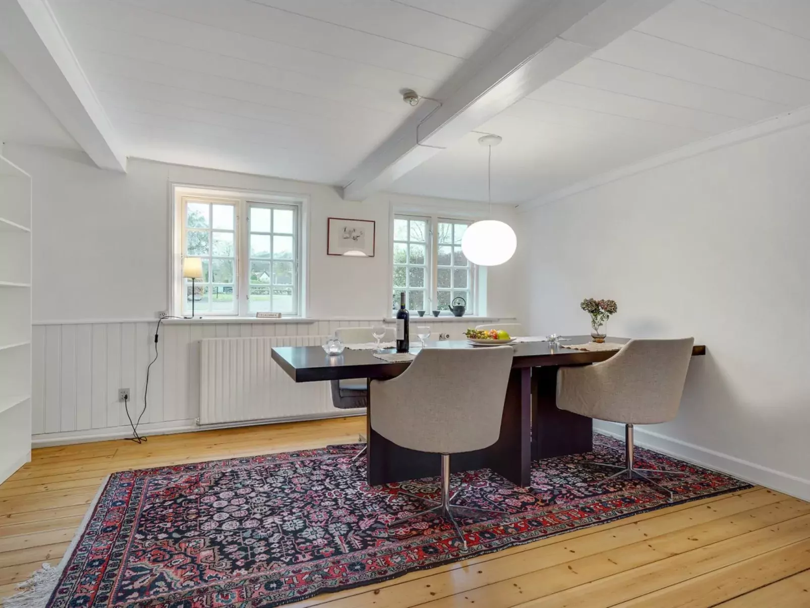 "Ilsa" - 9.8km from the sea-Inside