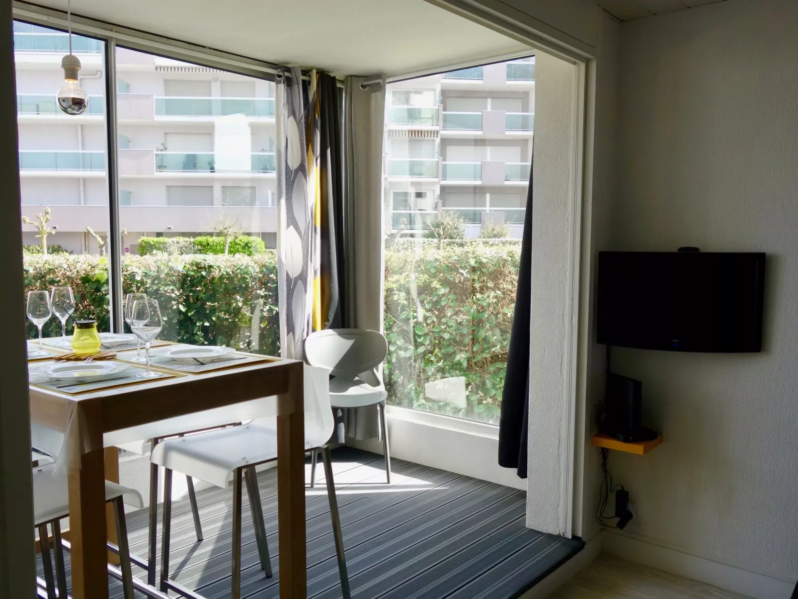 Port Arcachon-Inside