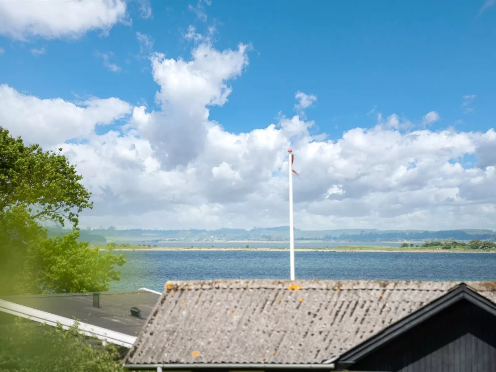 "Rise" - 250m from the sea-Outside
