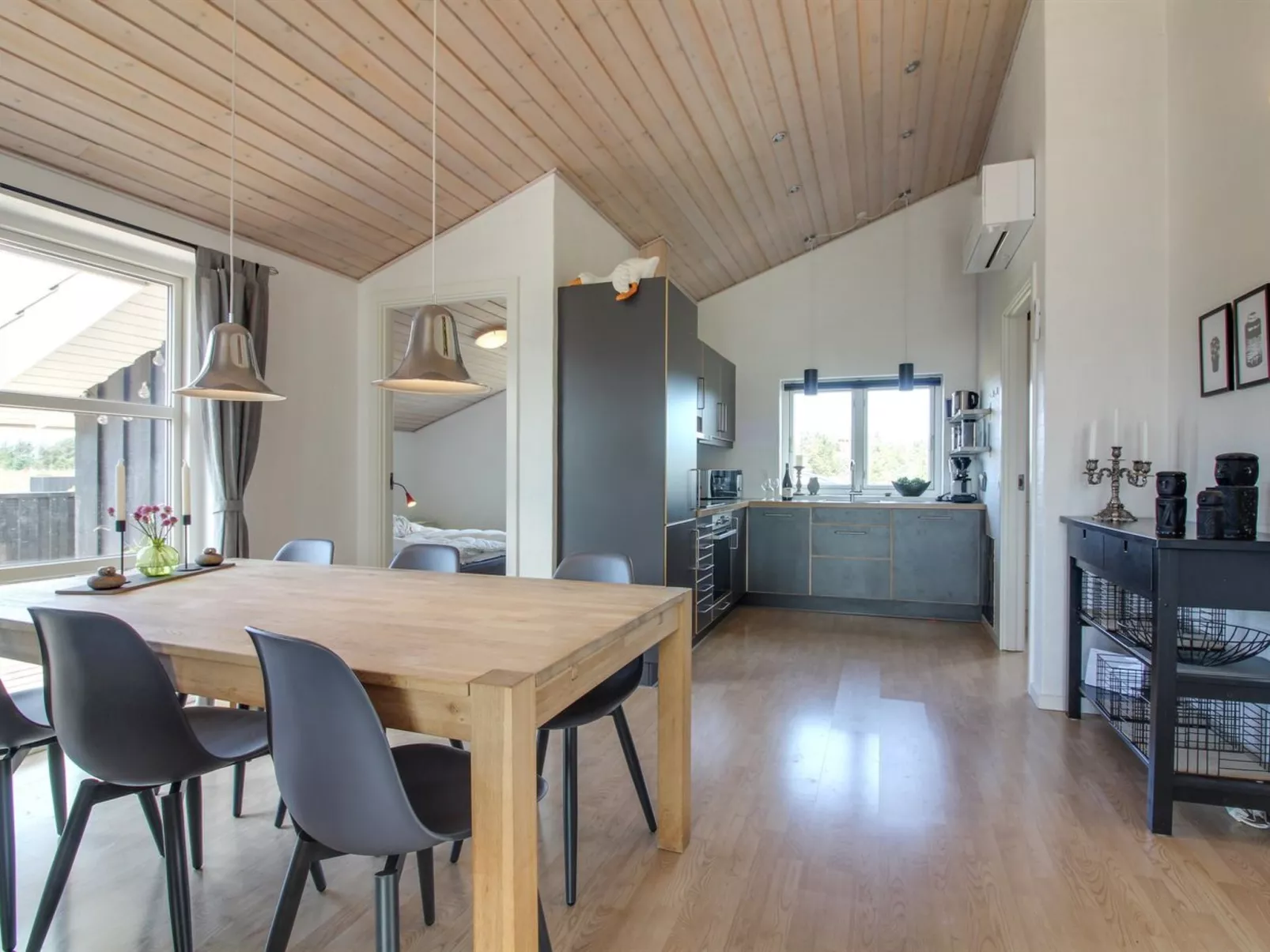 "Mayke" - 900m from the sea-Inside