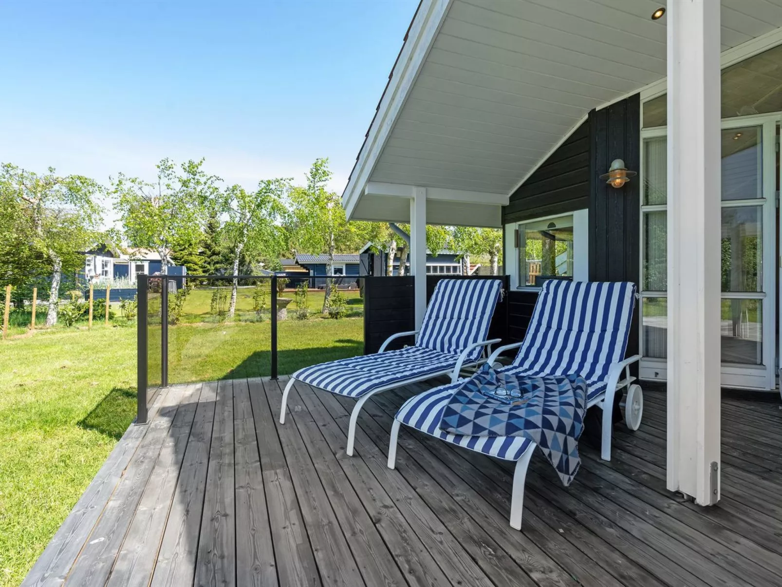 "Brynhild" - 400m from the sea-Outside
