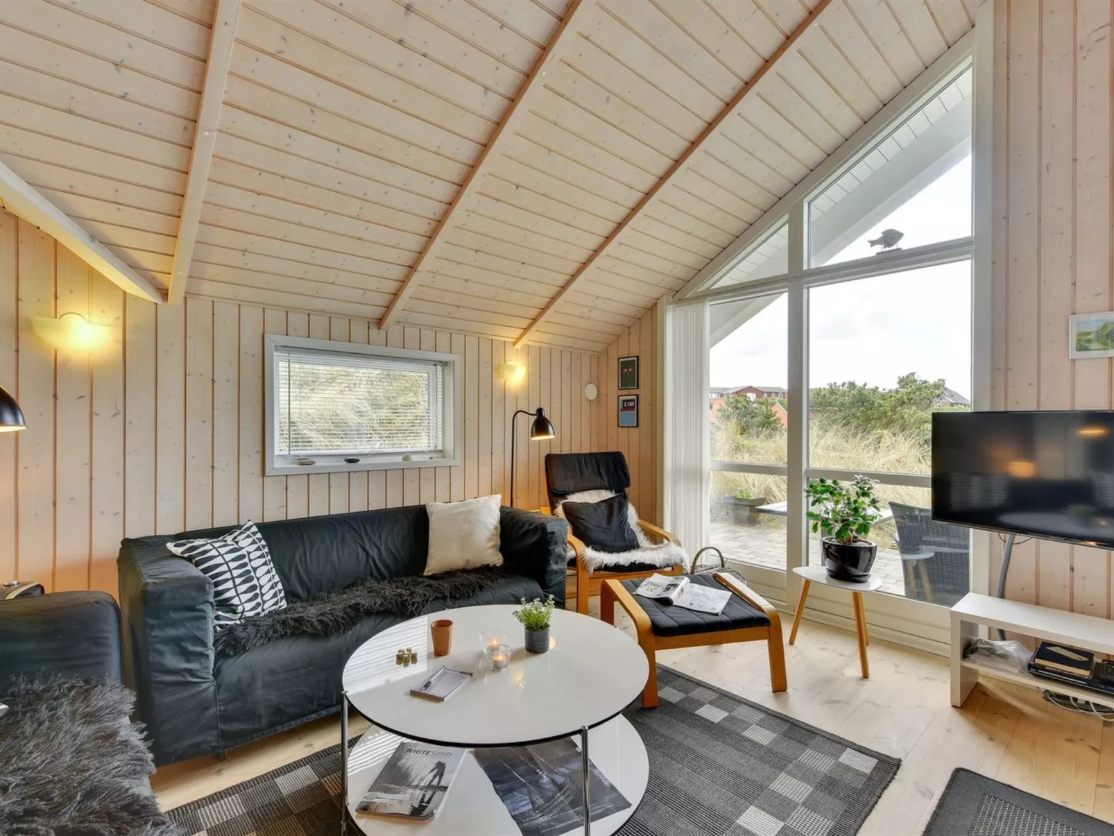 "Finnja" - 400m from the sea-Inside