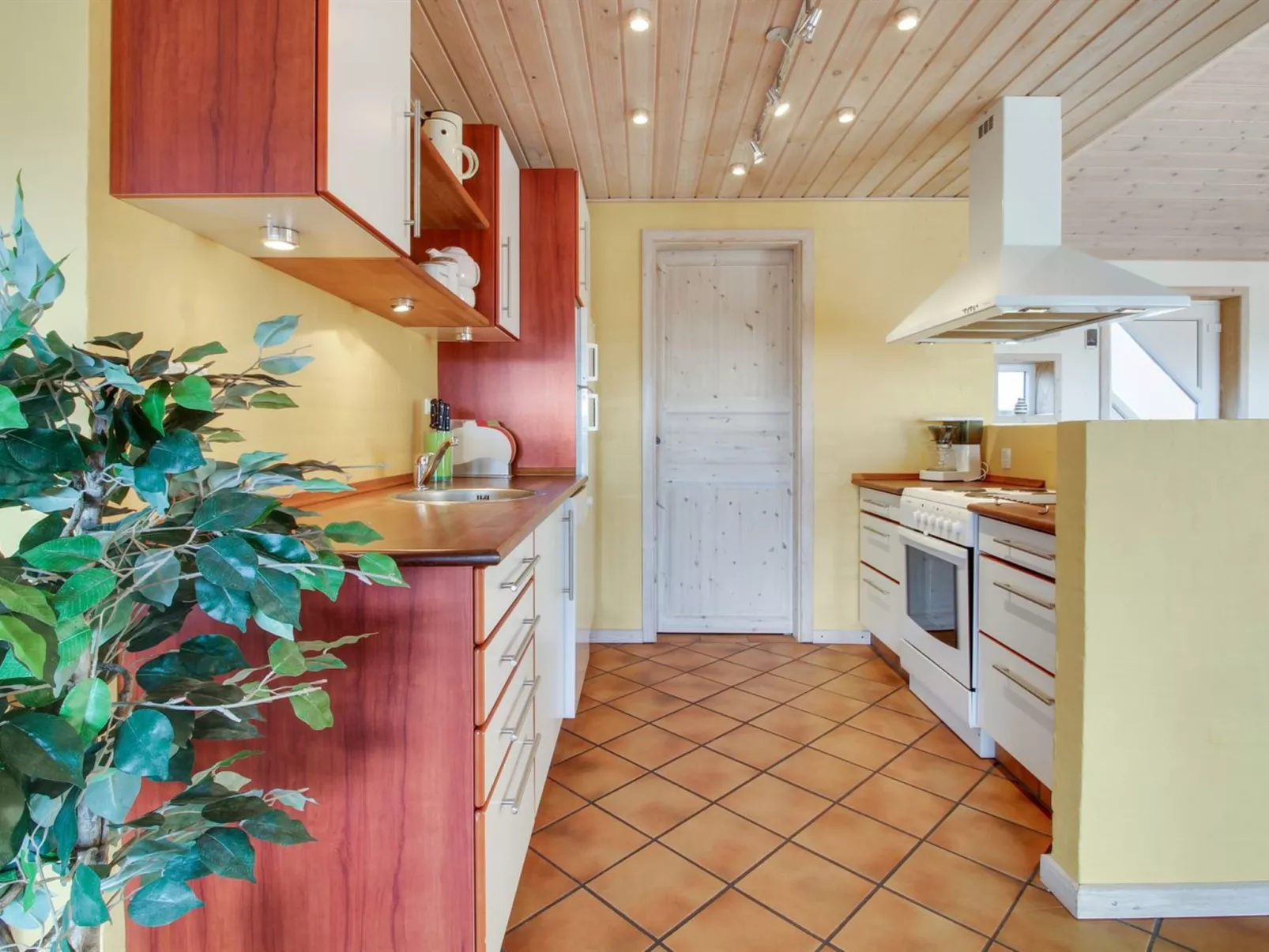 "Brigida" - 500m from the sea-Inside