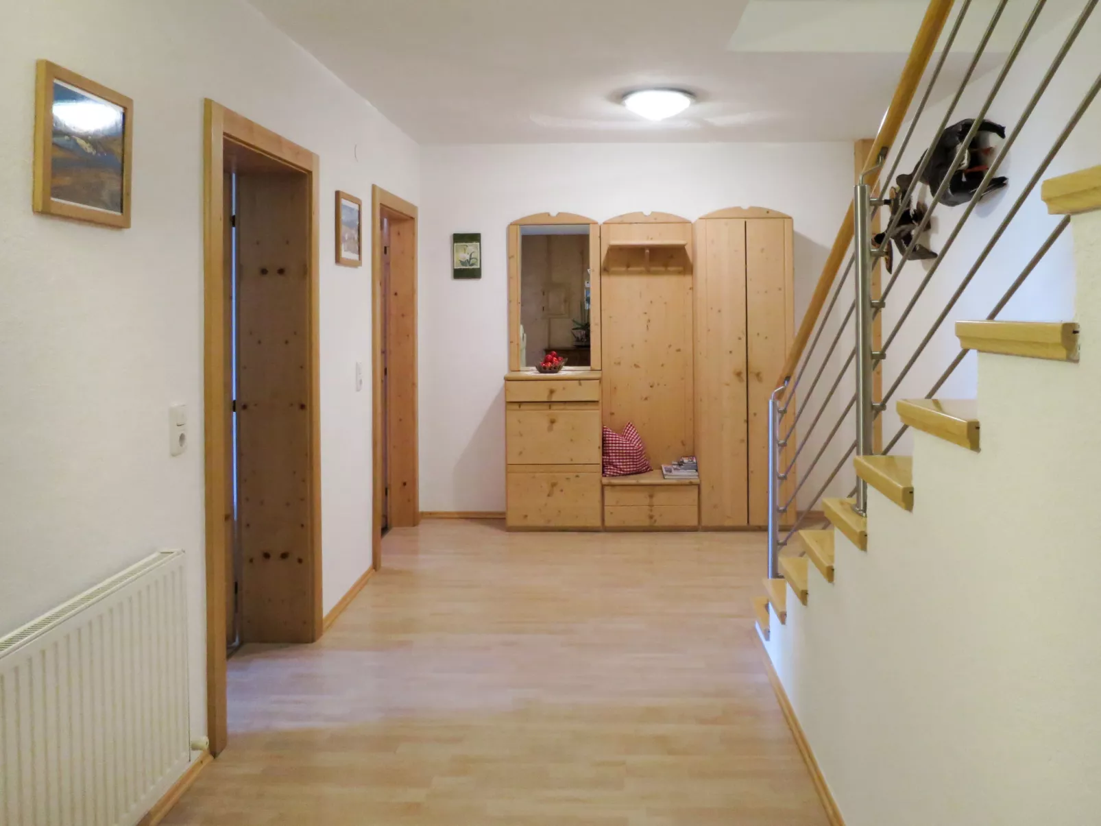 Marianne (FGZ163)-Inside