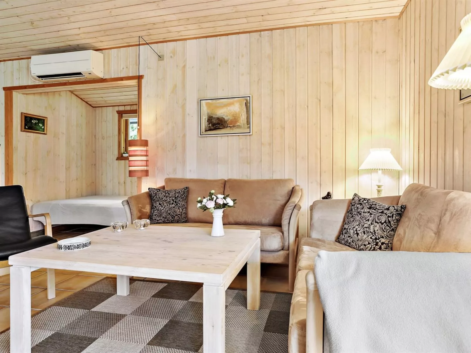"Linda" - 600m from the sea-Inside