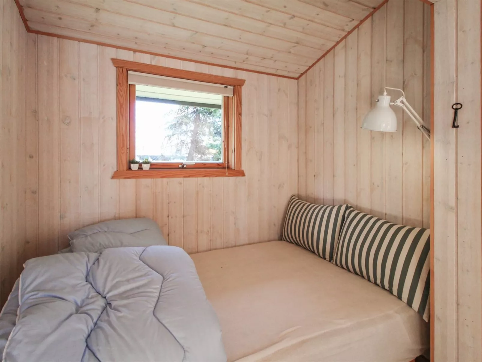 "Linda" - 600m from the sea-Inside