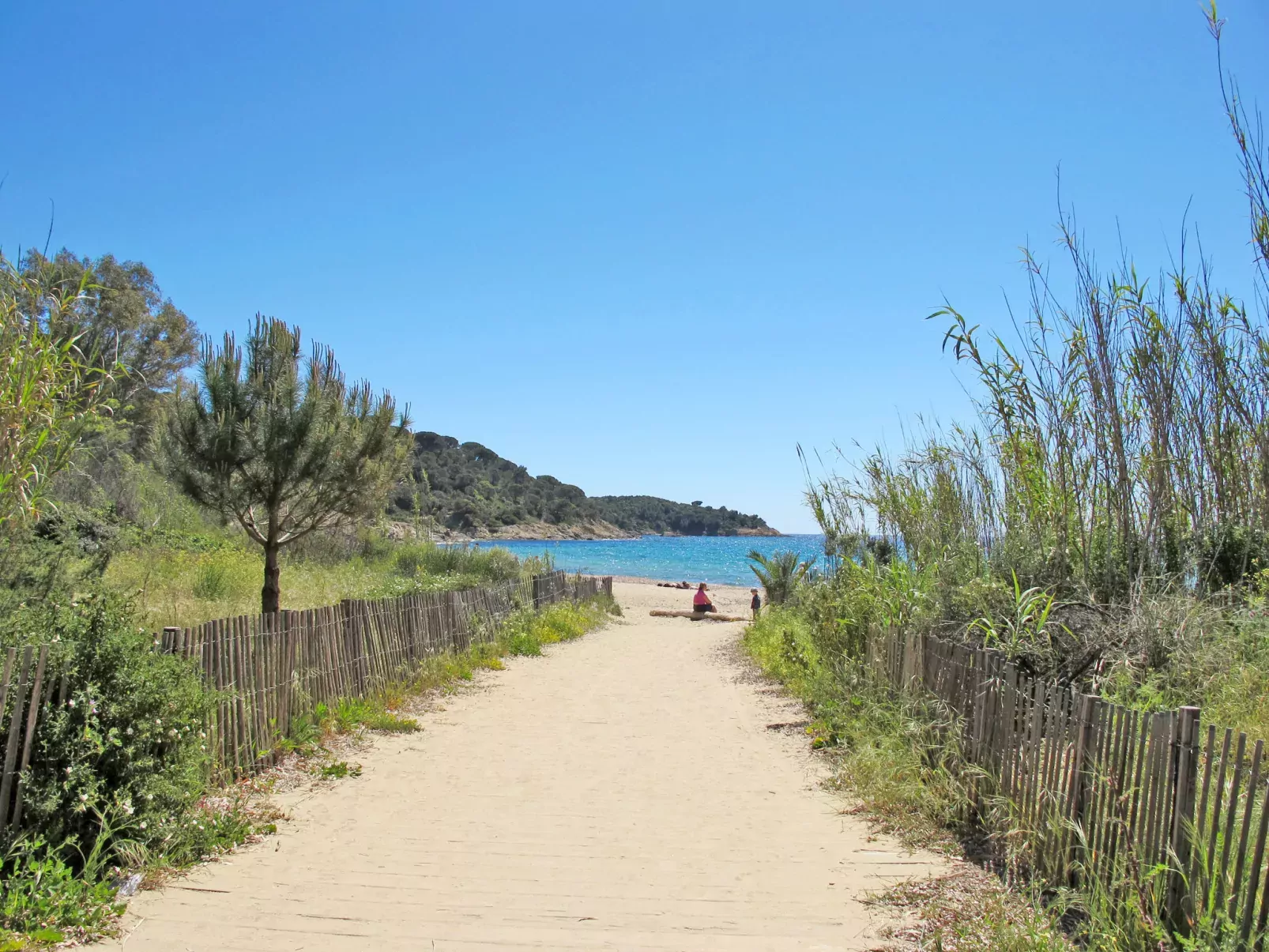 Gigaro Plage-Area
