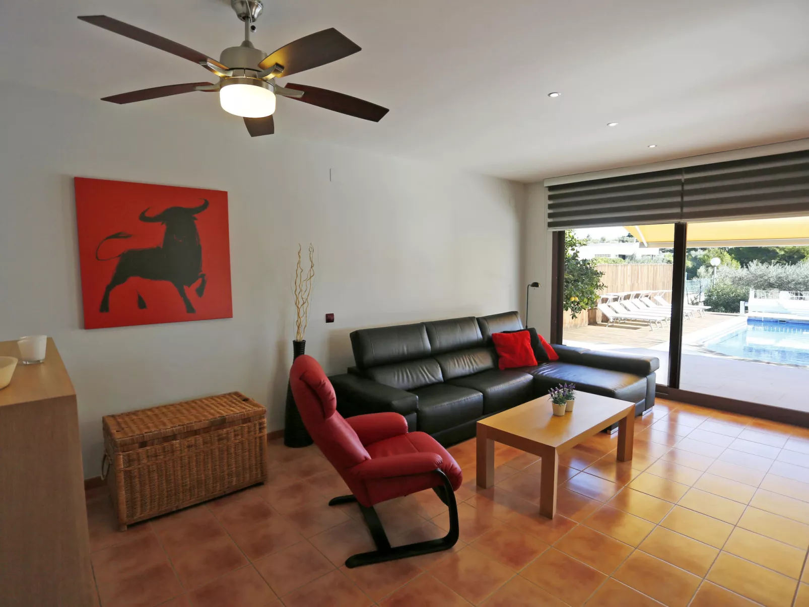Perales-Inside