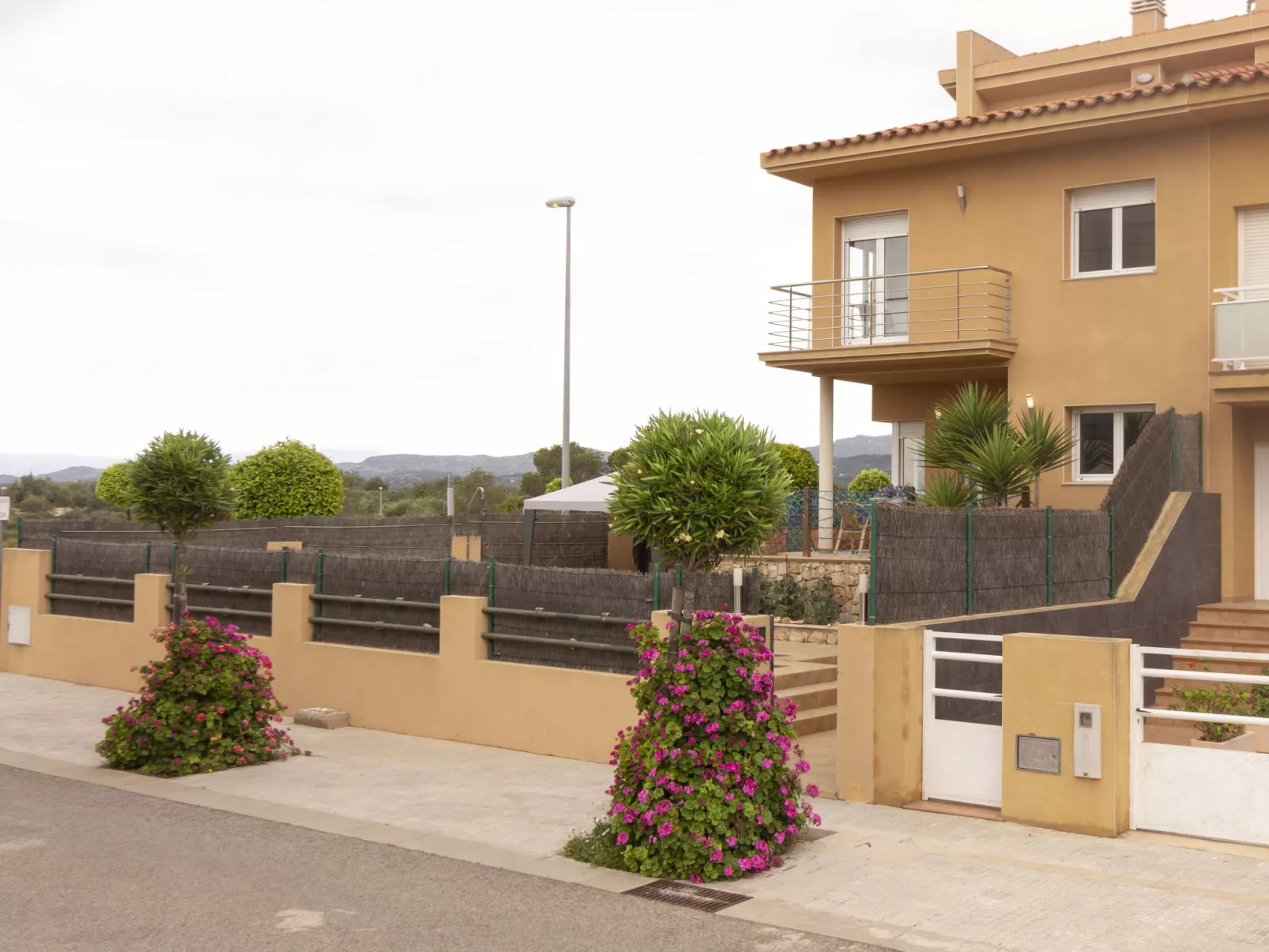 Cap Roig-Inside