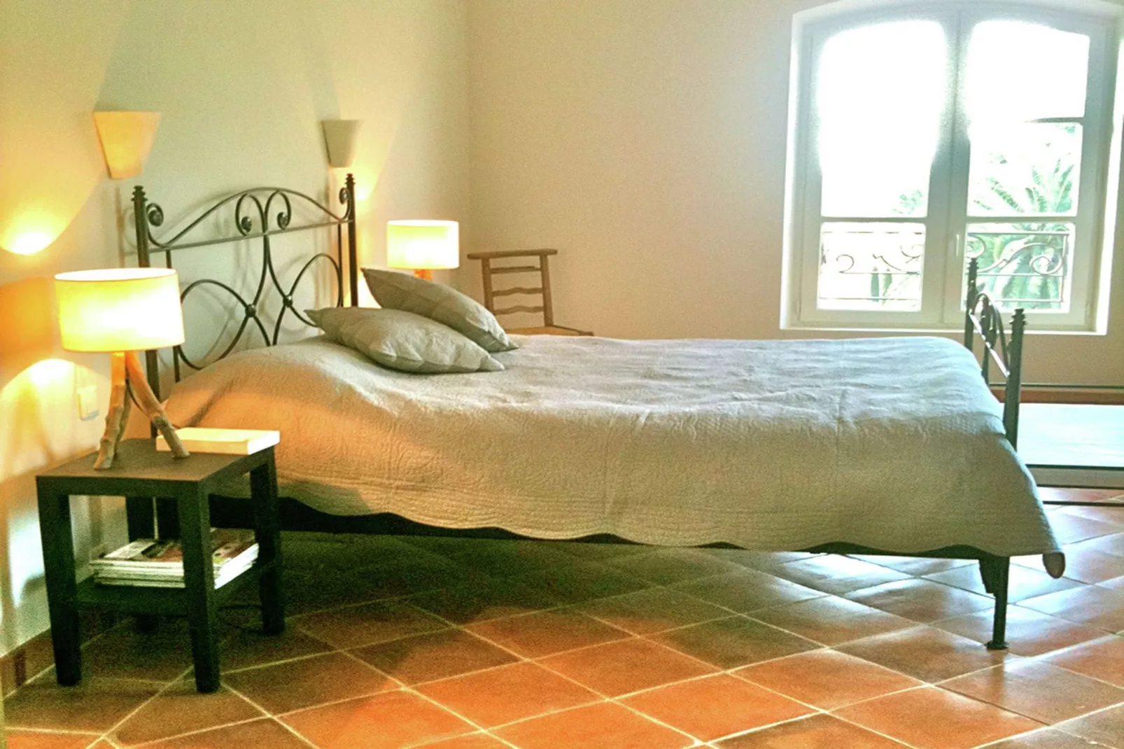Villa Fleur Rouge-Bedroom