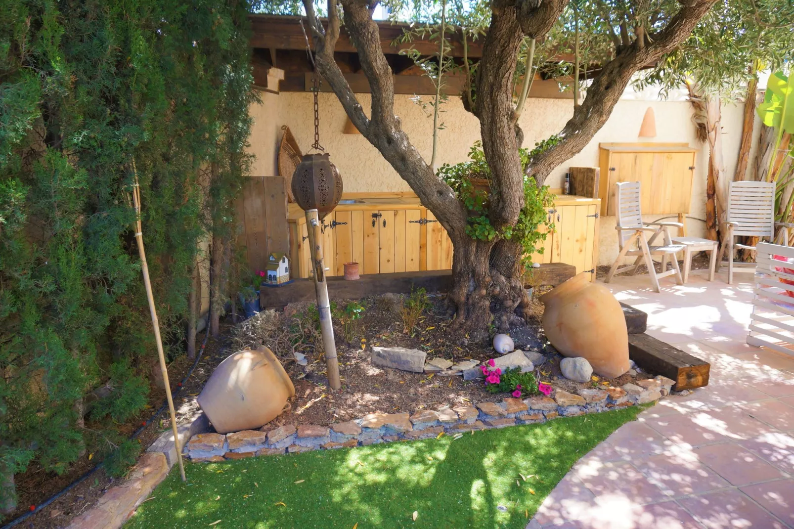 Villa Jazmin-Gardens summer