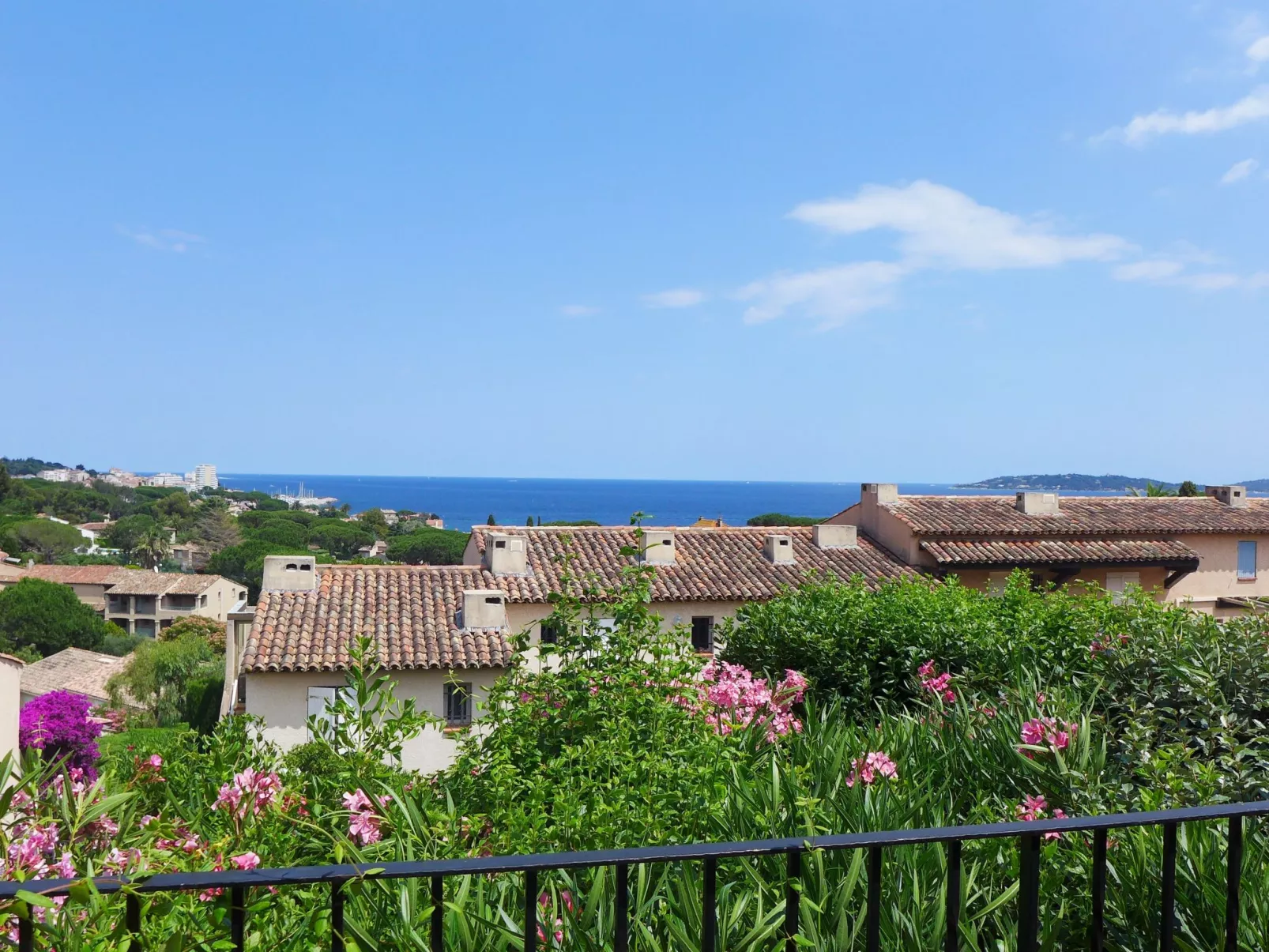 Le Domaine de la Croisette-Outside