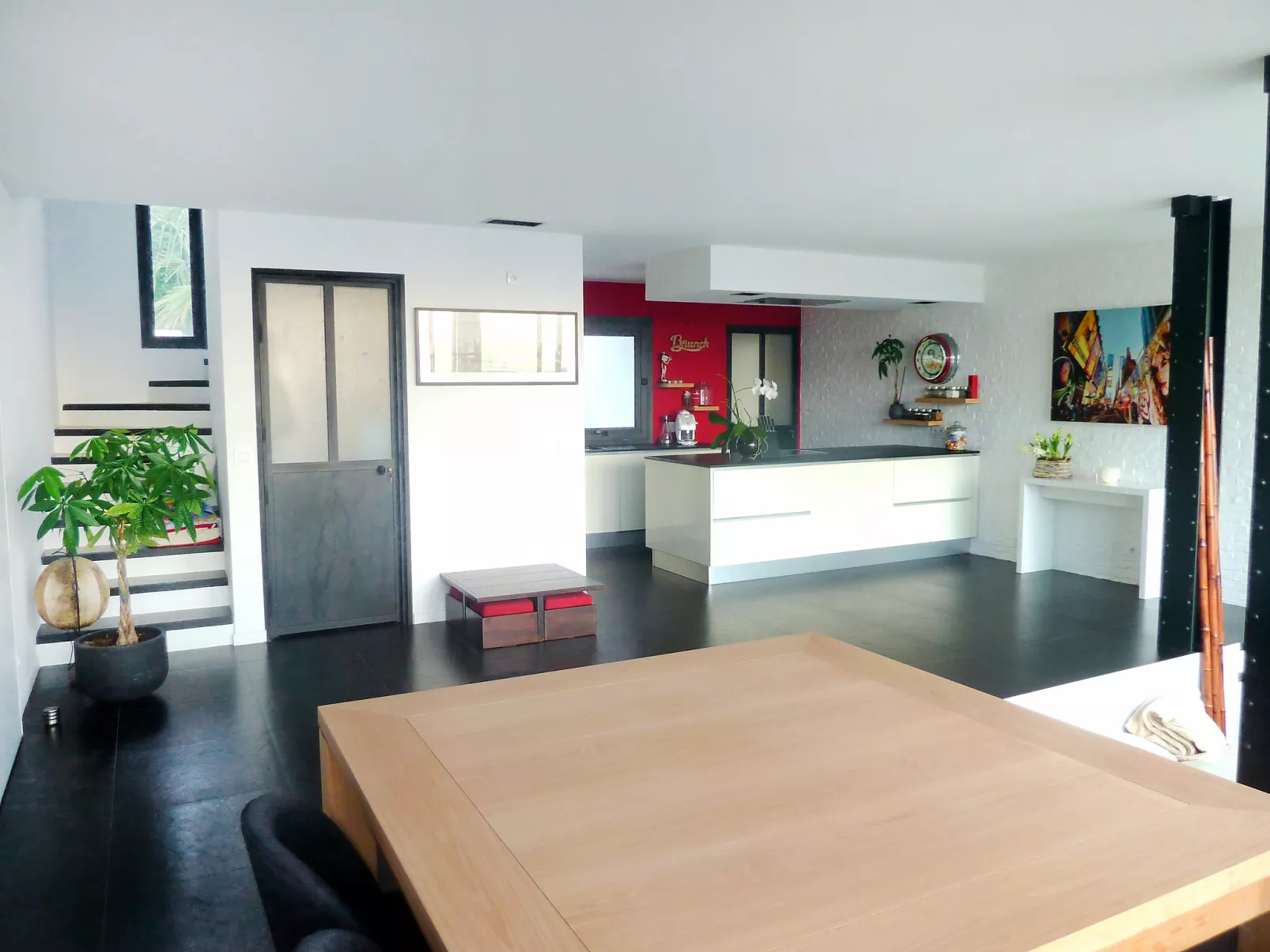 Les Oliviers-Drinnen