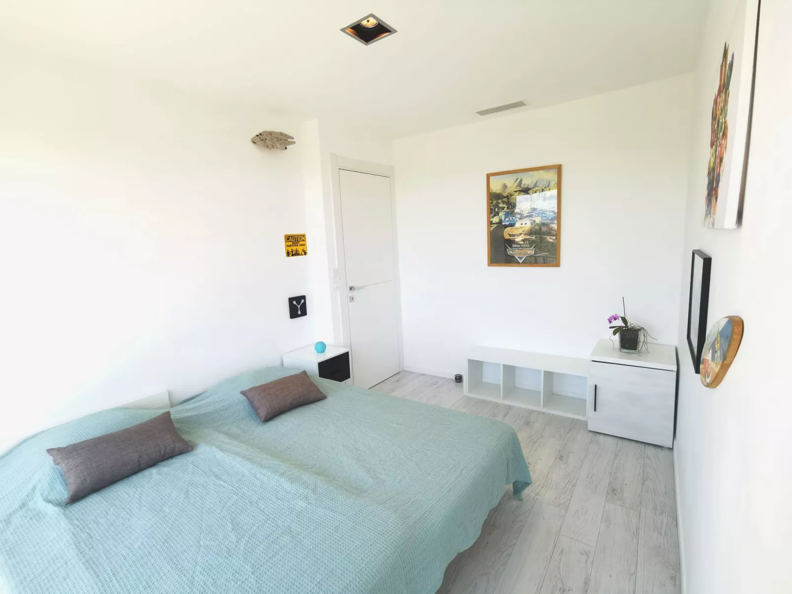 Les Oliviers-Drinnen