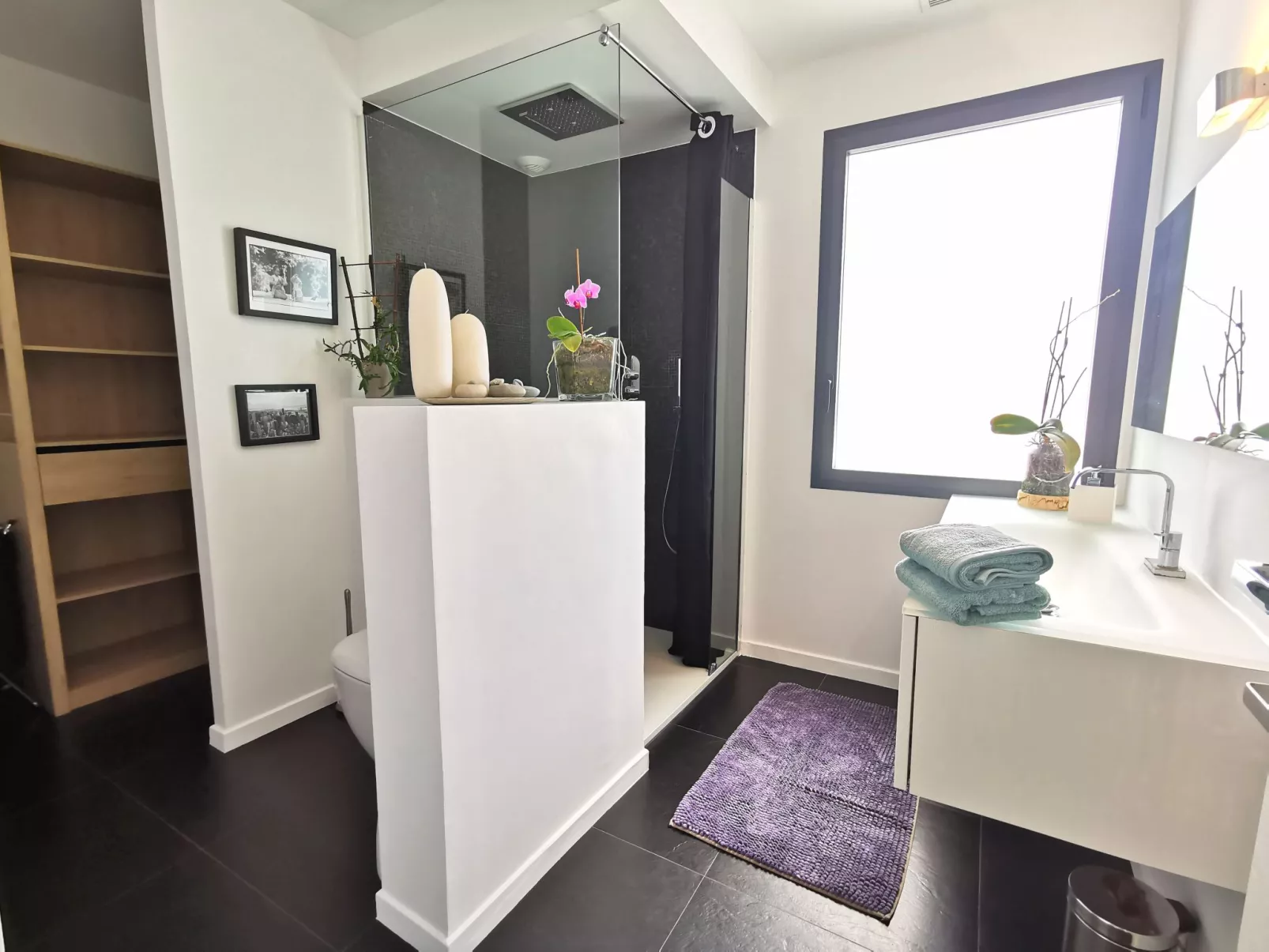 Les Oliviers-Drinnen