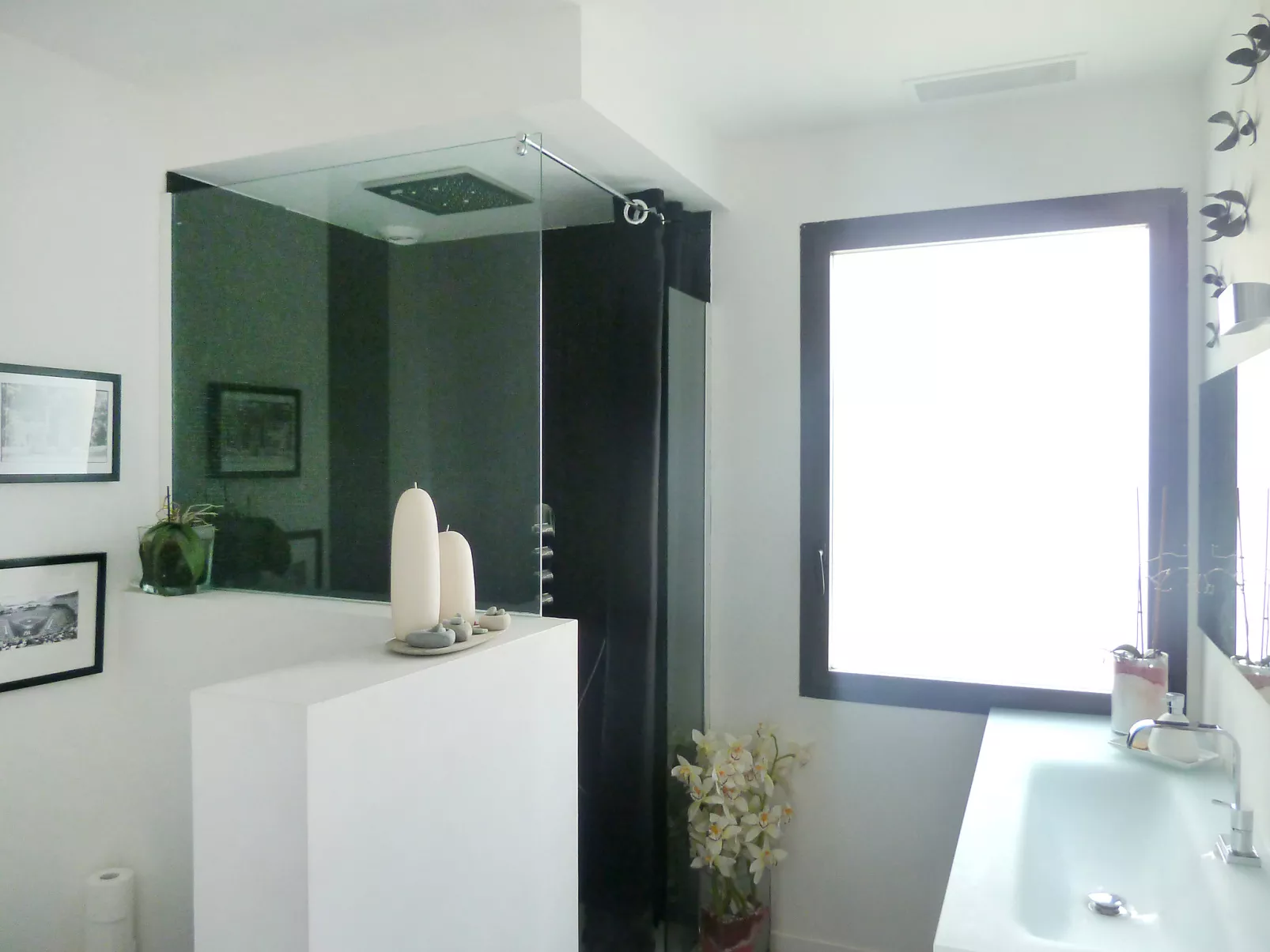 Les Oliviers-Drinnen