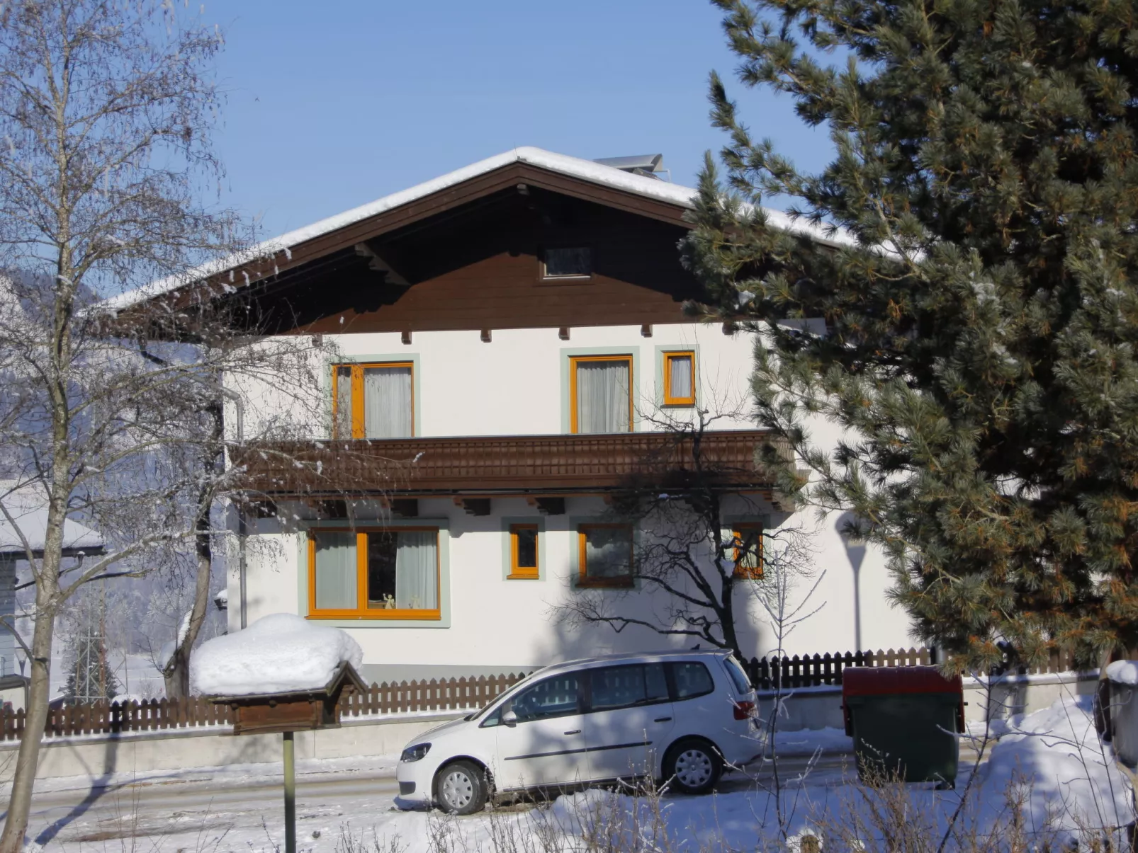 Chalet Alpin-Outside