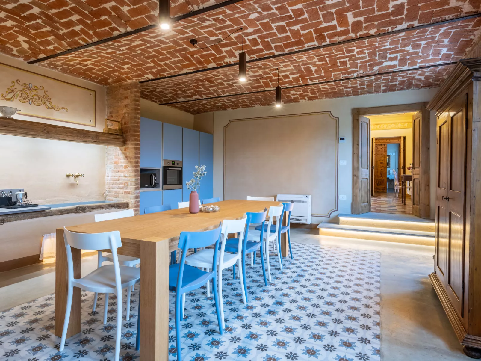 Tenuta Margherita-Inside