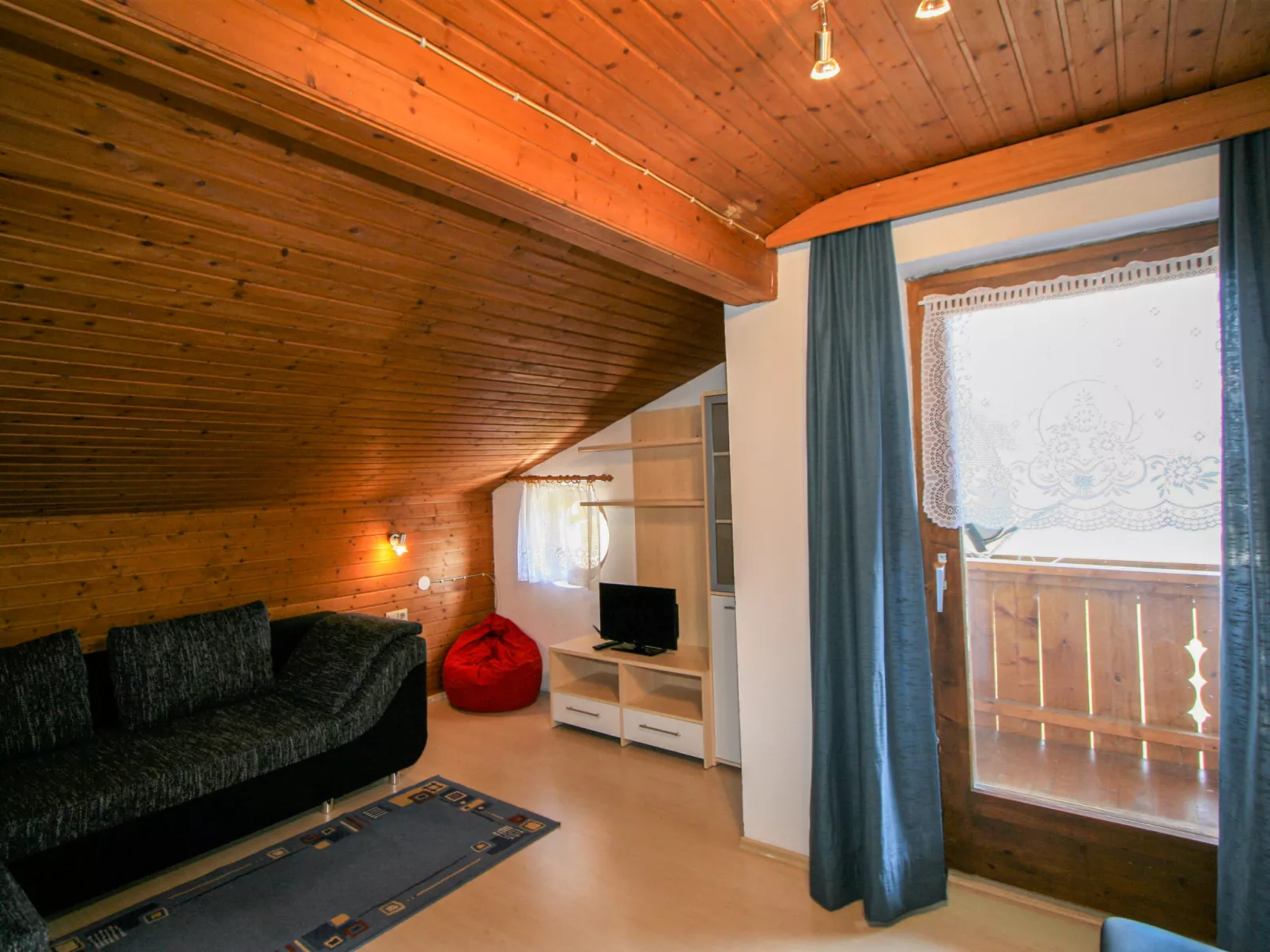 Alpenblick-Inside