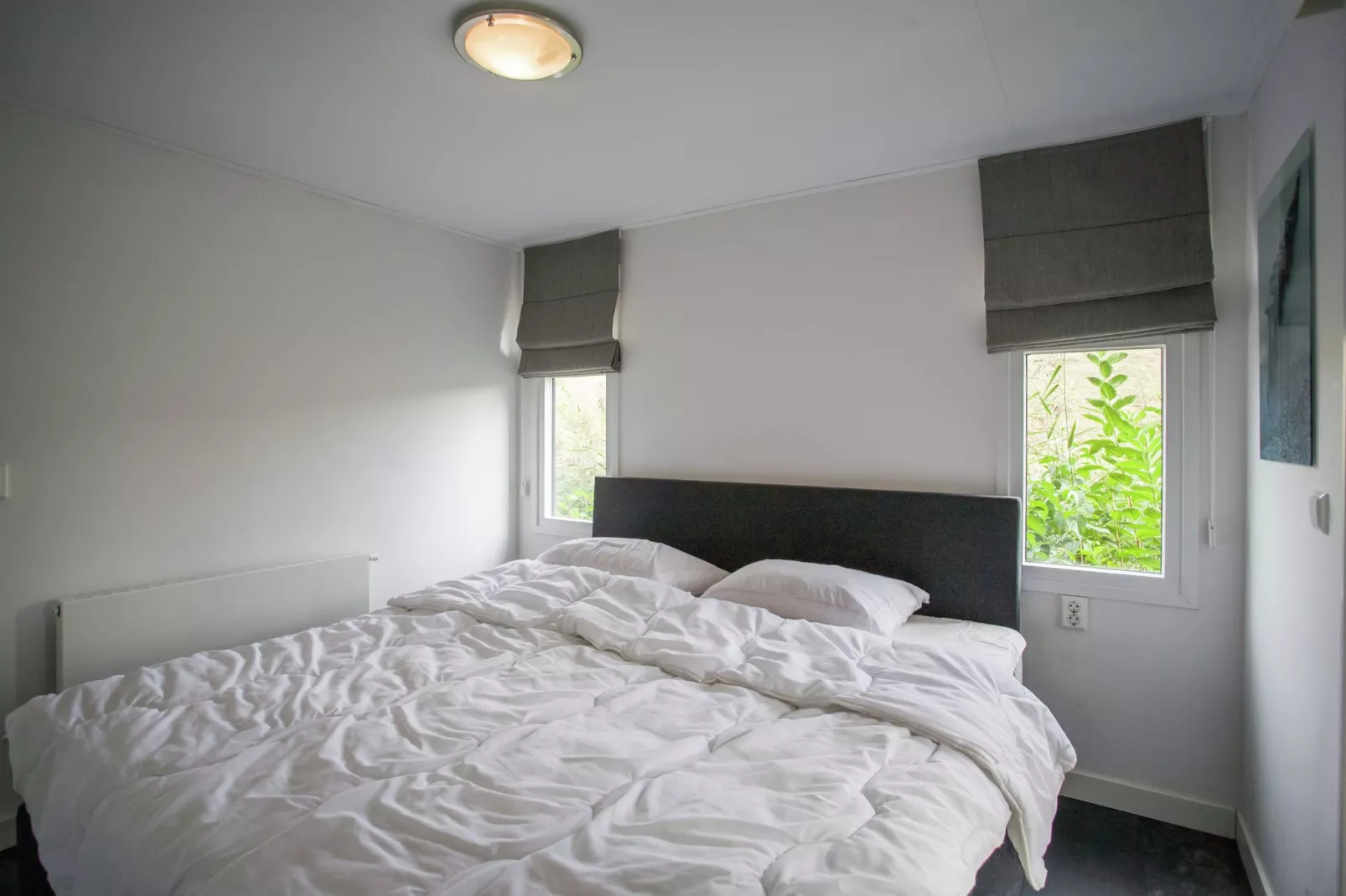 Aan de Oosterschelde-Bedroom