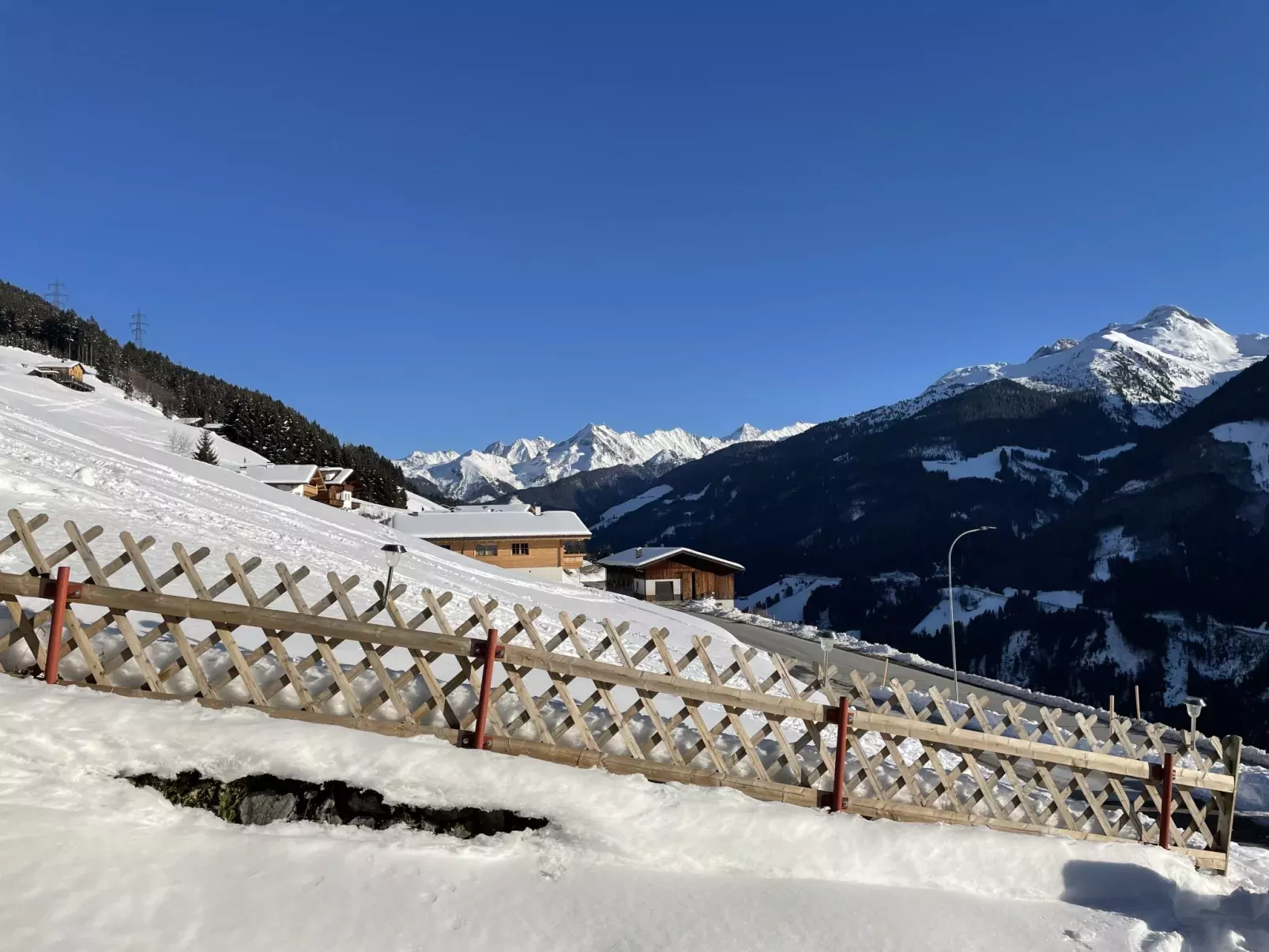 Alpenblick-Outside