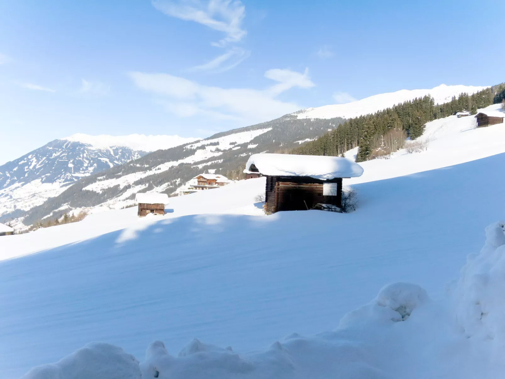 Alpenblick-Outside