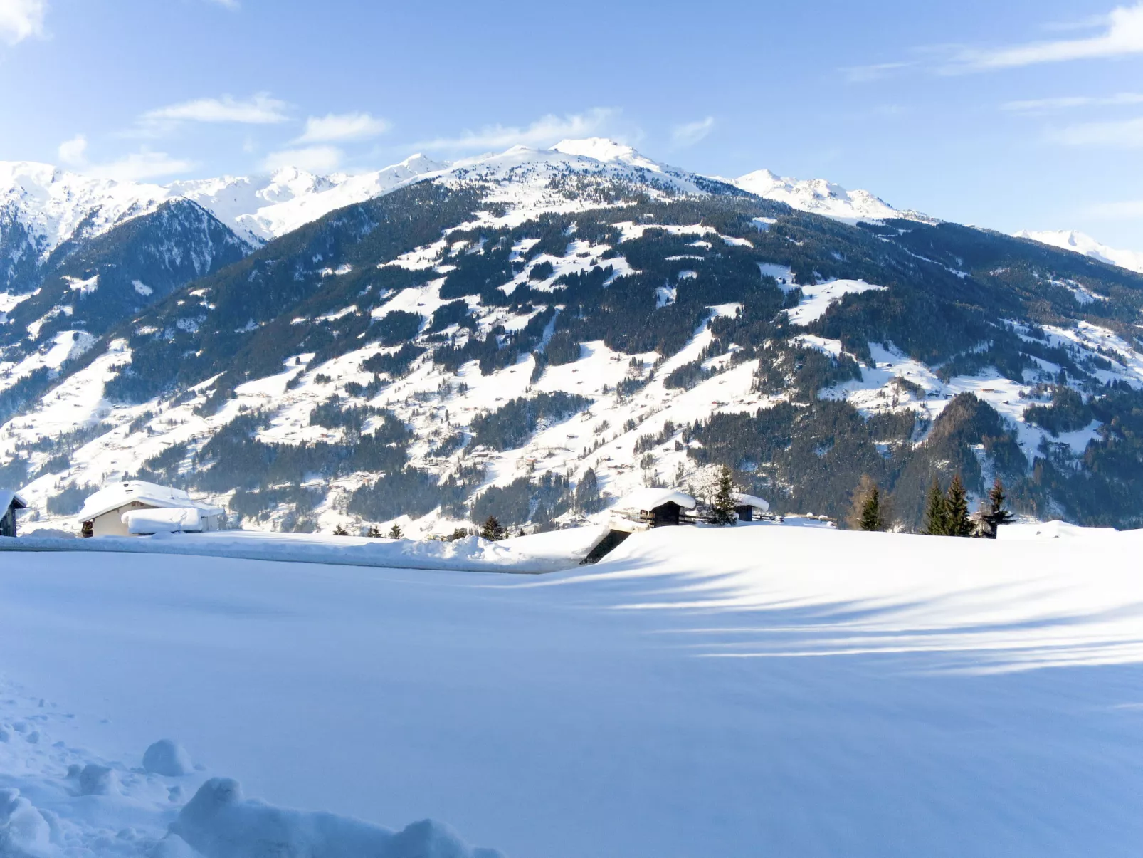 Alpenblick-Outside