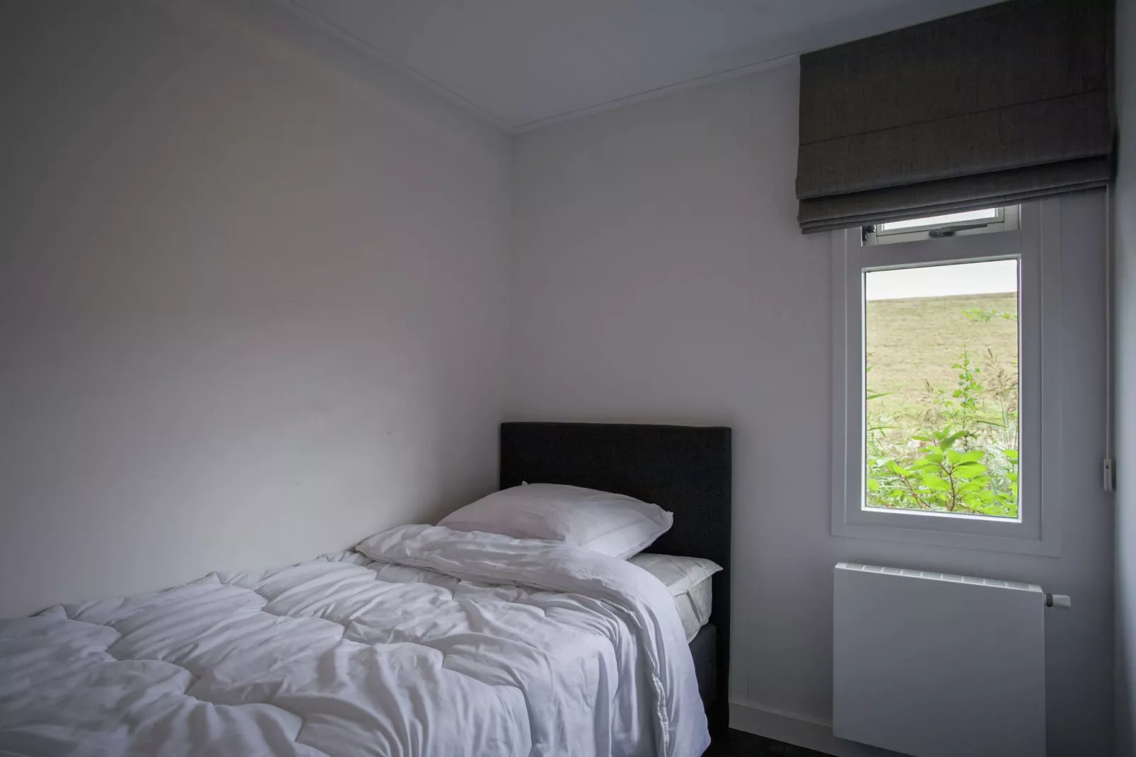 Aan de Oosterschelde-Bedroom