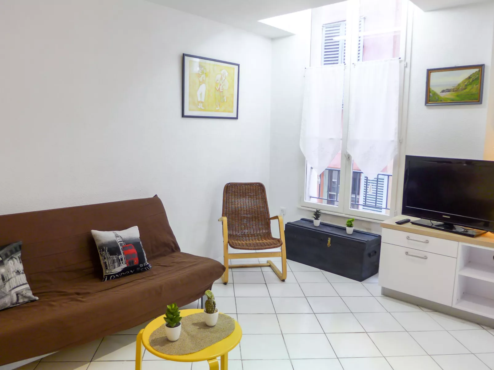 Vieux Nice-Inside
