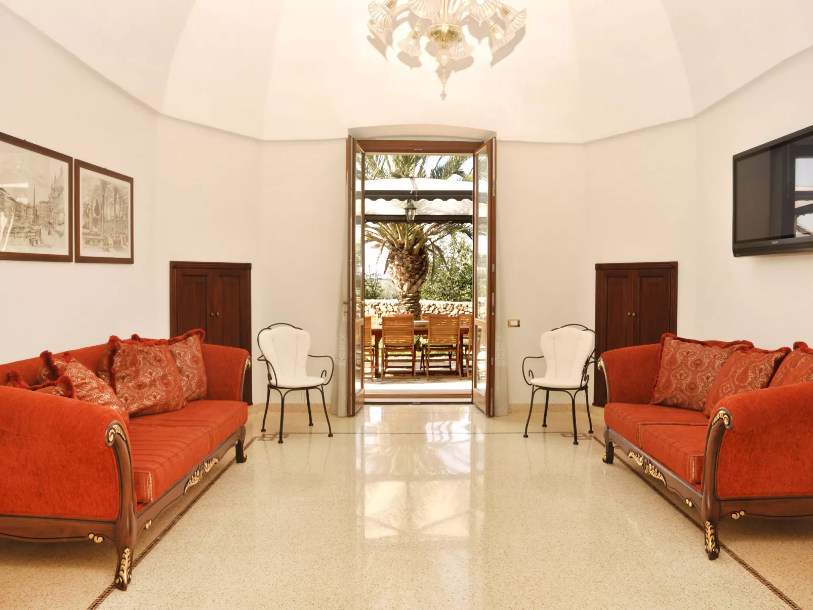 Tenuta Nucci-Inside