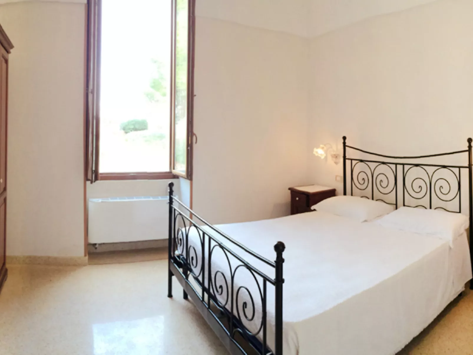 Tenuta Nucci-Inside