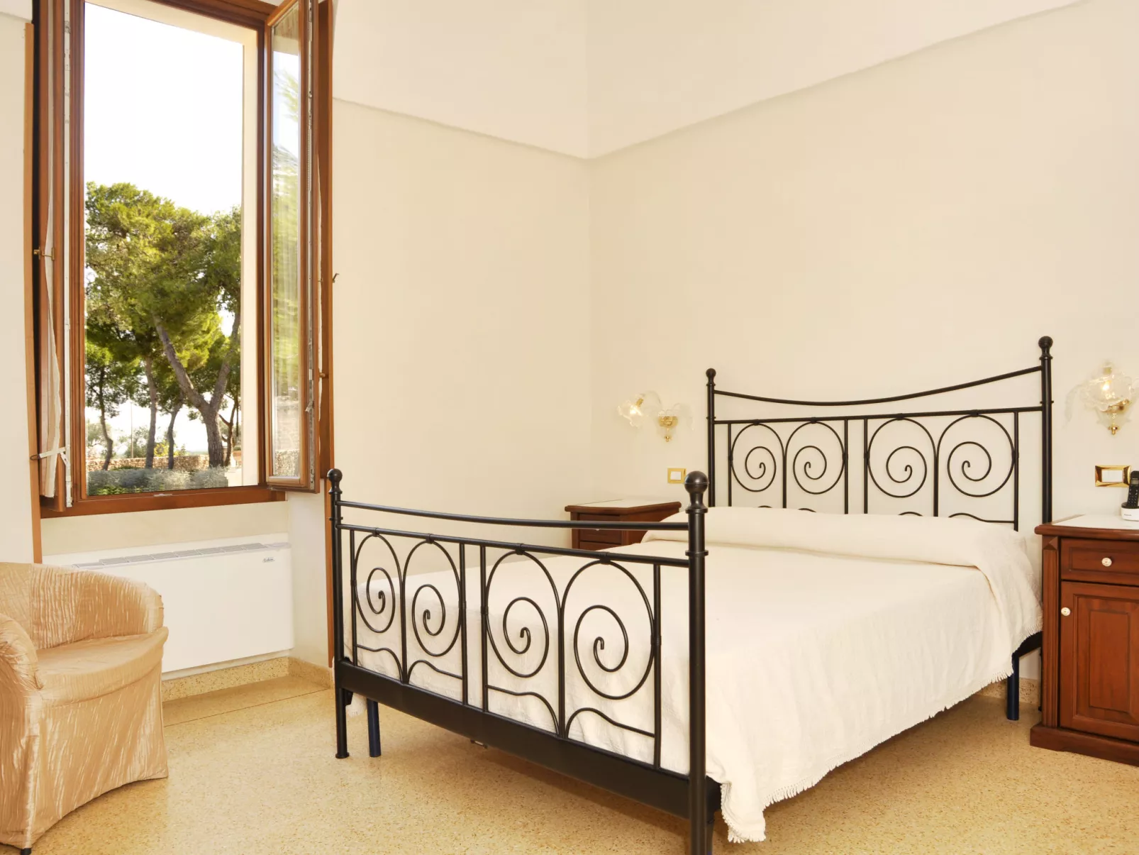 Tenuta Nucci-Inside