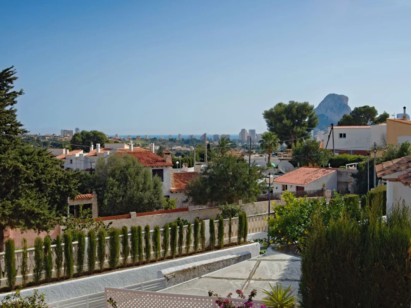 Residencial Puerta de Calpe-Outside