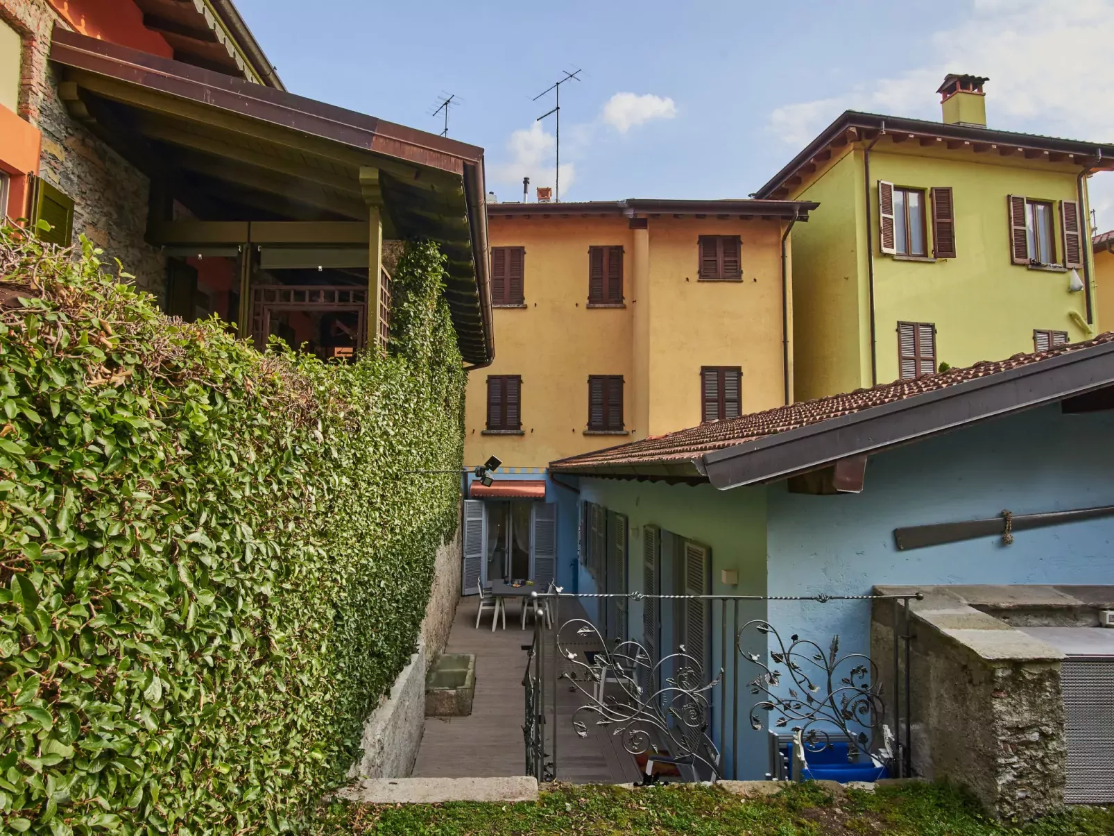 La tana del pescatore-Outside