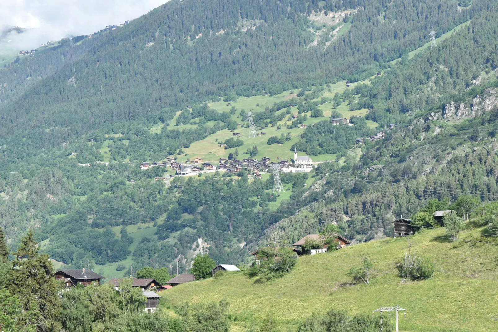 Chalet Edge-View summer