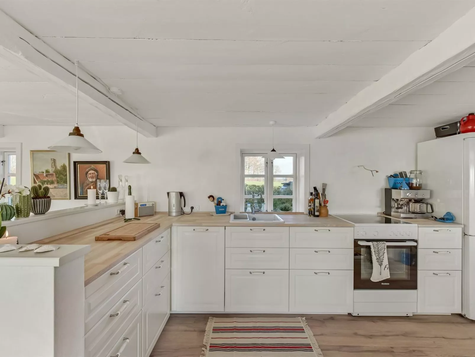"Ose" - 50m from the sea-Inside