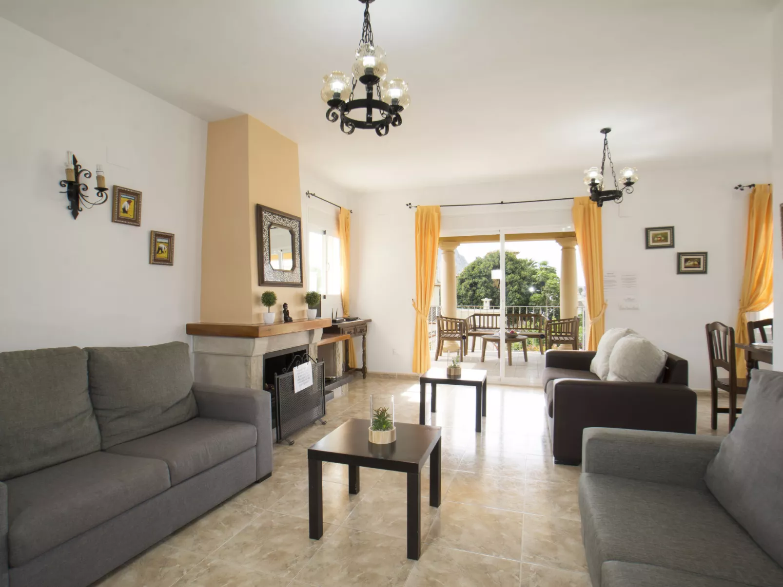 Villa Acuario-Inside