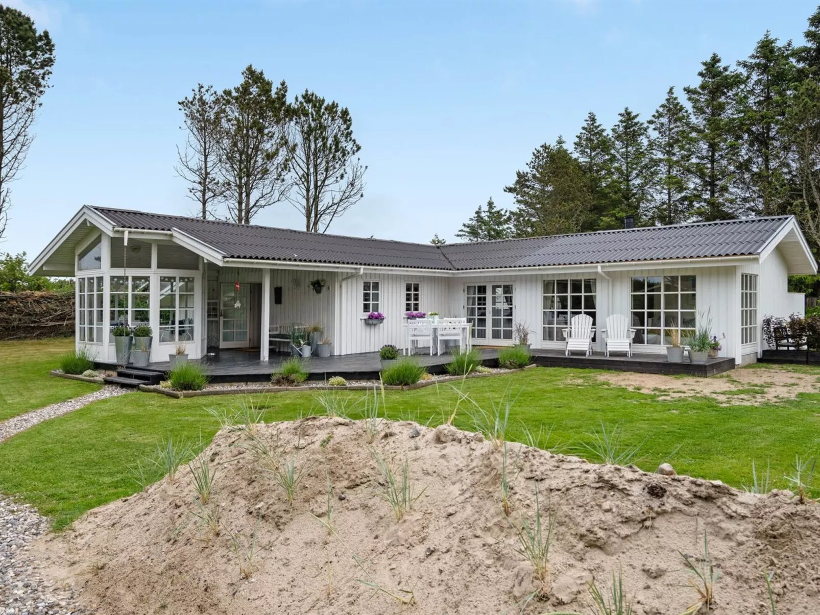 "Gunnulf" - 750m from the sea-Outside