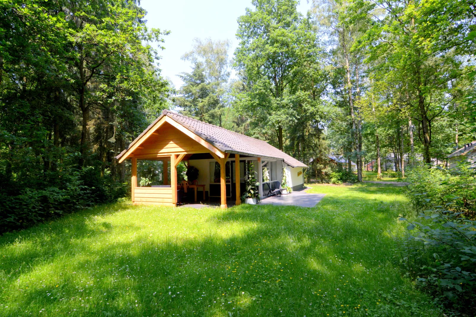 Vosseven 17 Wezel-Gardens summer