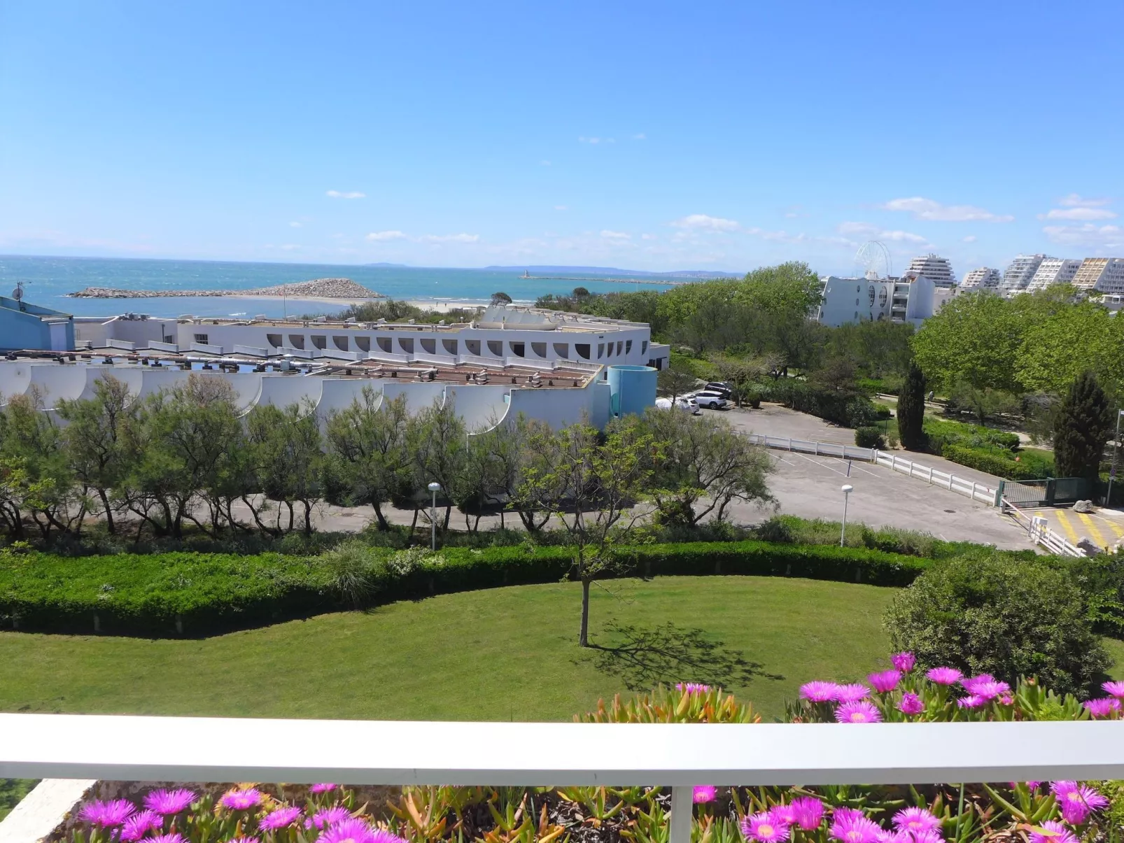 Les Terrasses de la Mer-Outside