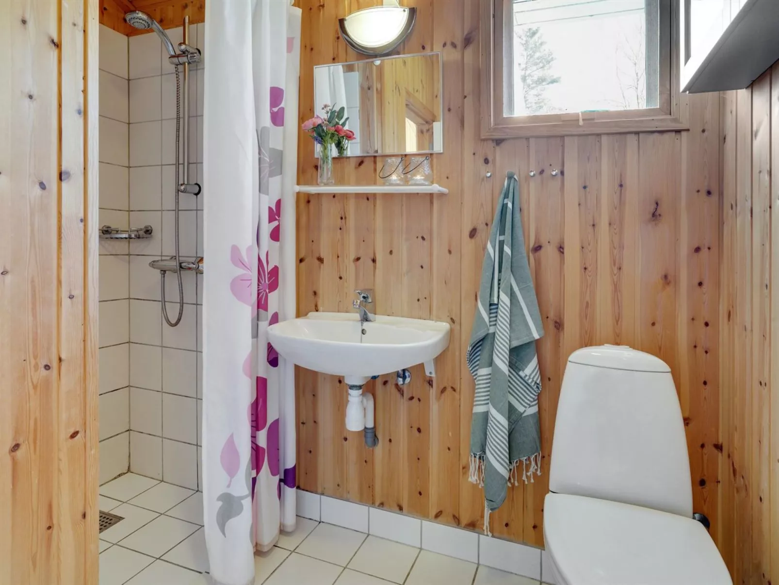 "Valda" - 800m from the sea-Drinnen
